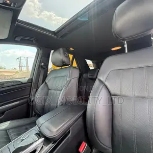 Mercedes-Benz GLE-Class 2016 White