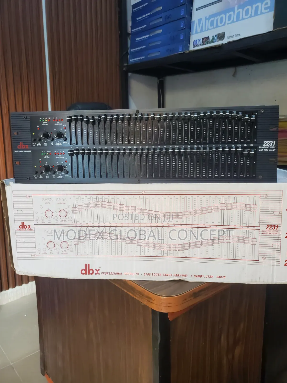 DBX Double Equalizer