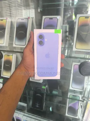 New Apple iPhone 16 128 GB Blue