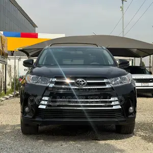 Toyota Highlander 2016 Black