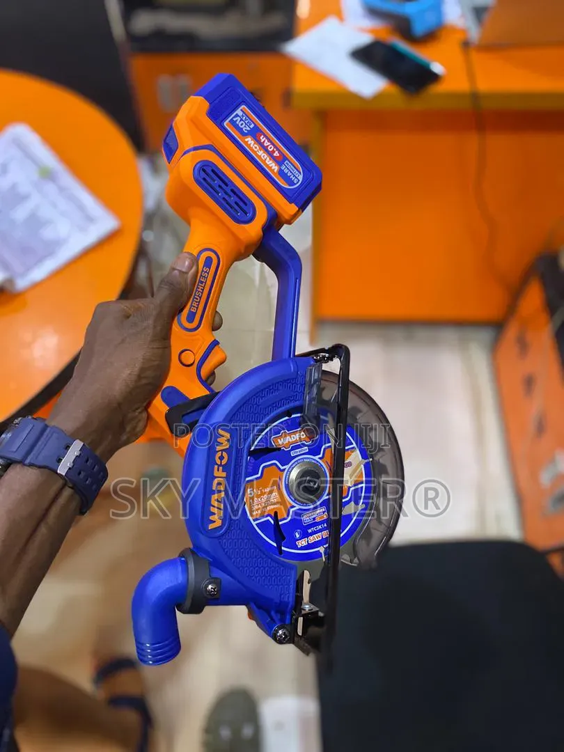 Cordless Circular Saw