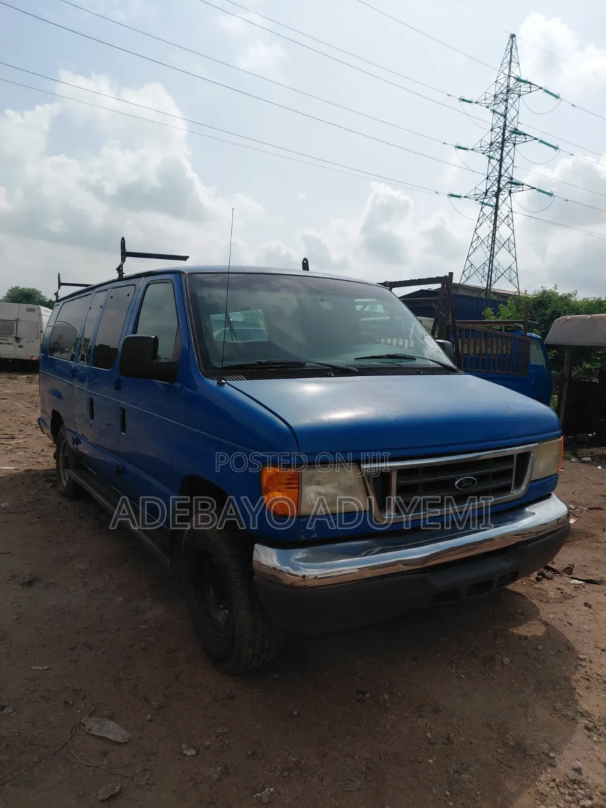 Ford E350 2007 Blue