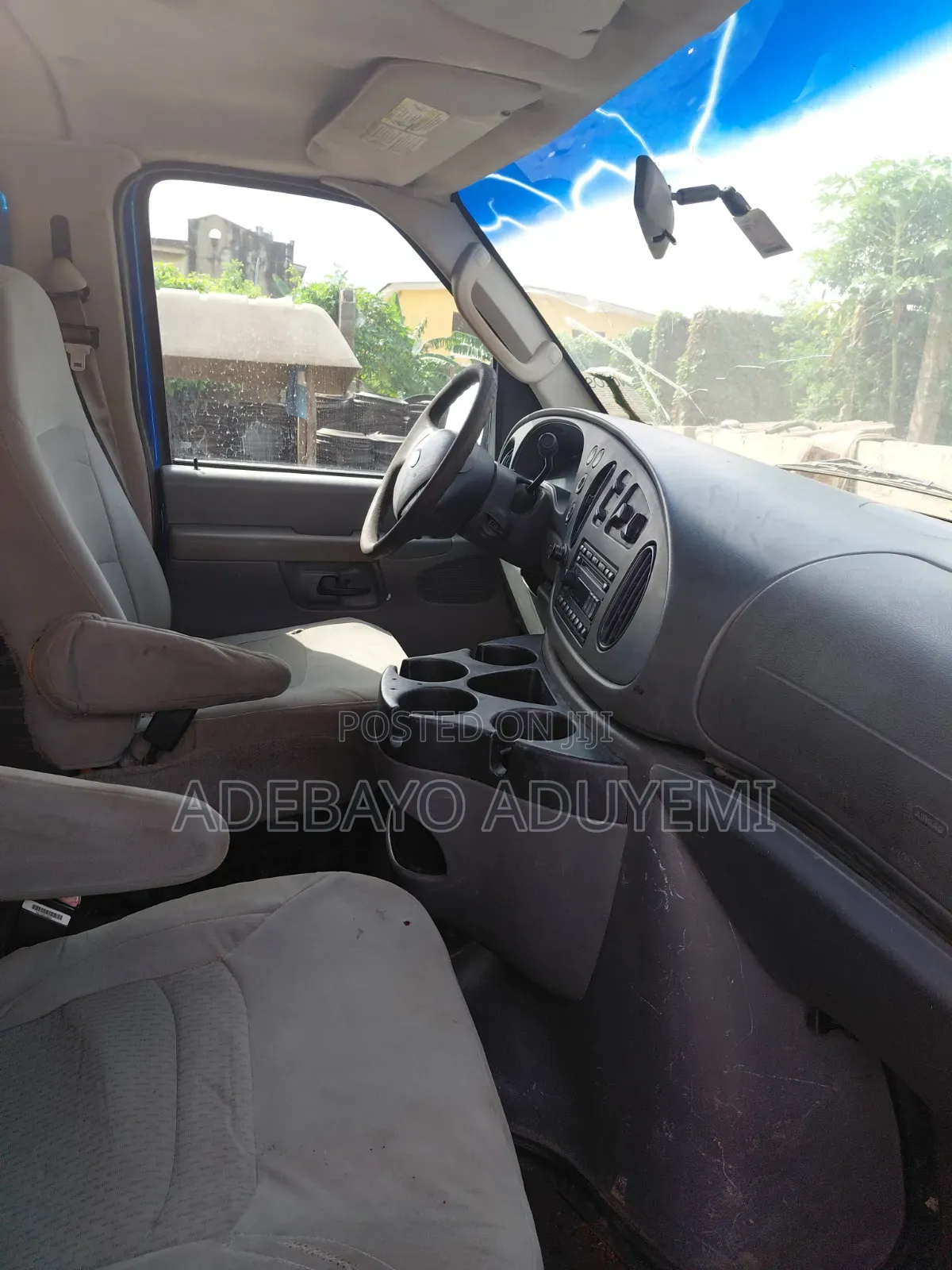 Ford E350 2007 Blue