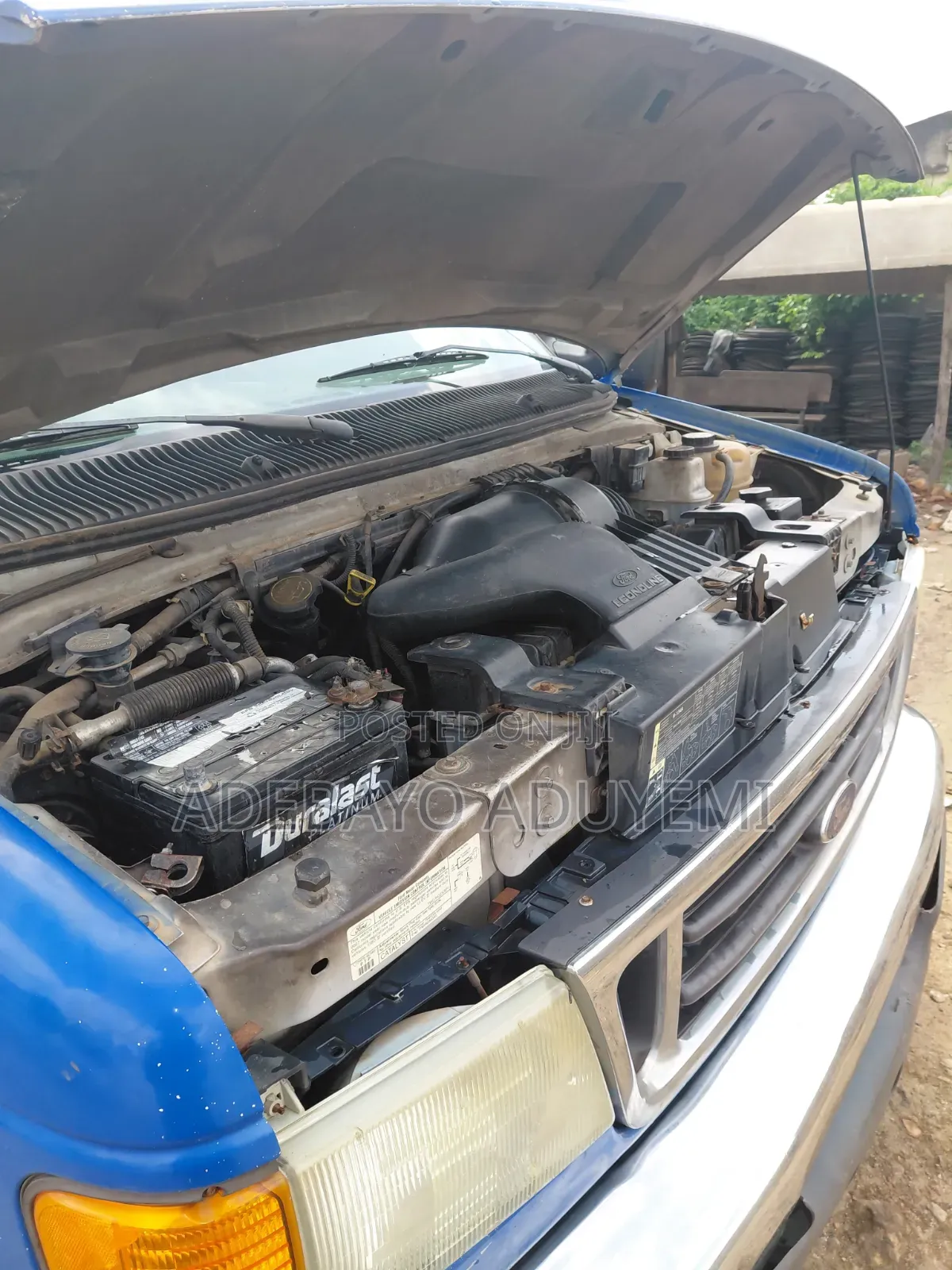 Ford E350 2007 Blue