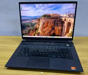Laptop Dell 32GB AMD Ryzen 9 SSD 1T