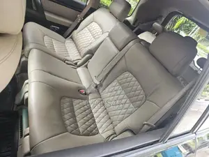 Toyota Land Cruiser 5.7 V8 VX-S 2011 Black