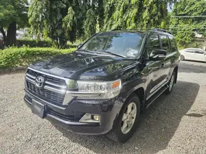 Toyota Land Cruiser 5.7 V8 VX-S 2011 Black