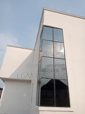 LGM Glazing: Premium Aluminium Windows Installation
