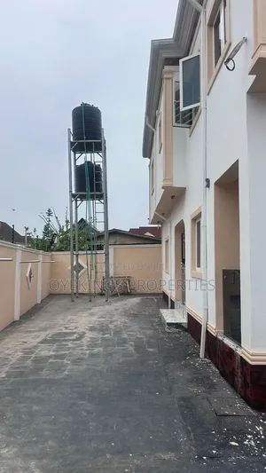 5bdrm Duplex in Ireakari Estate for sale