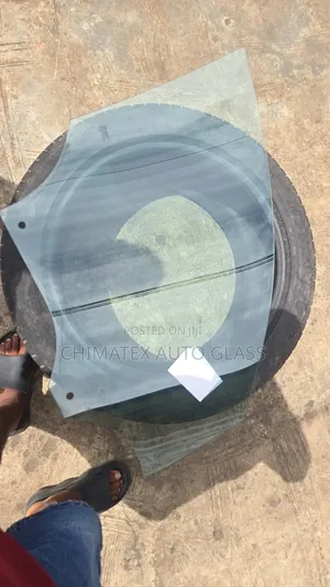 Gle53 C167 2022 Coupe Door Glass Available at Chimatex