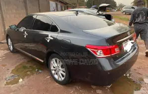 Lexus ES 2012 Black