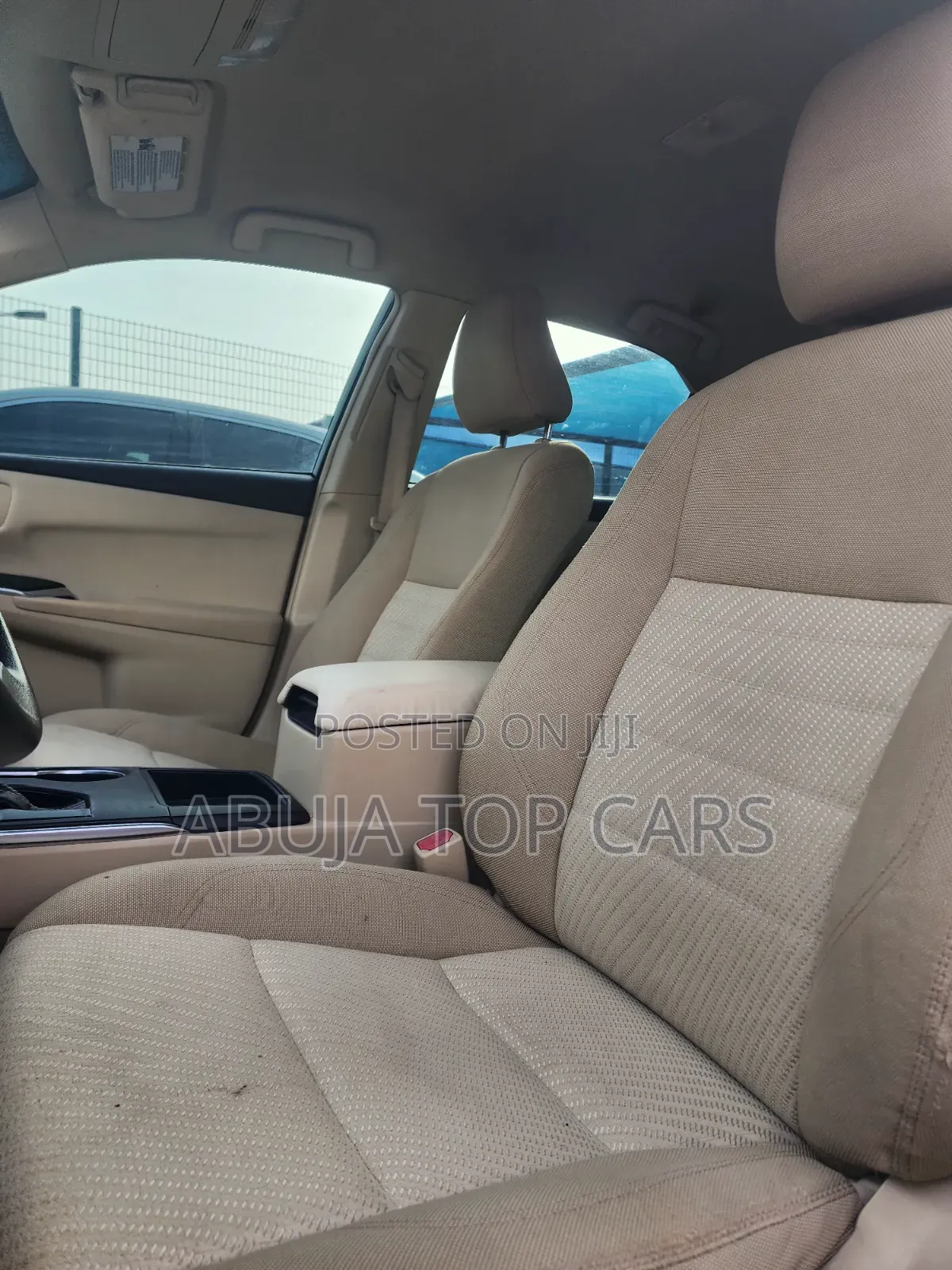 Toyota Camry SE 4dr Sedan (2.5L 4cyl 6A) 2016 White