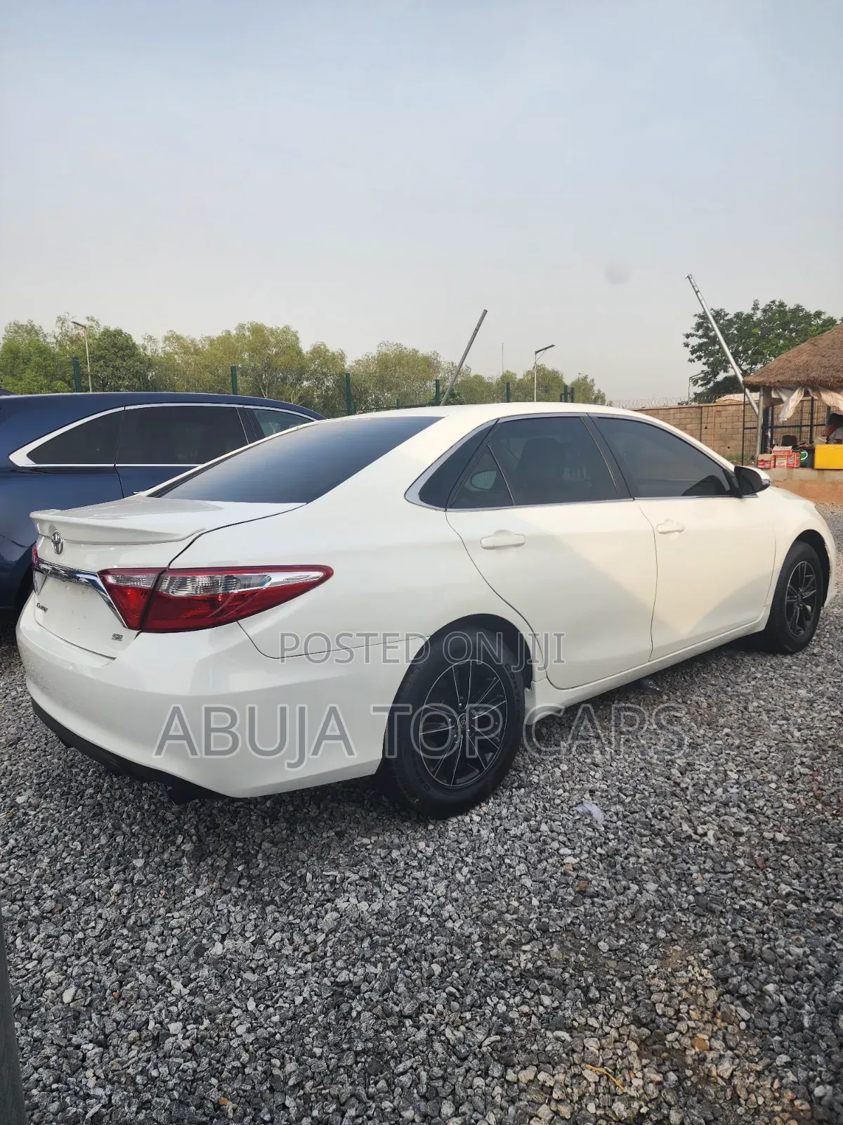 Toyota Camry SE 4dr Sedan (2.5L 4cyl 6A) 2016 White