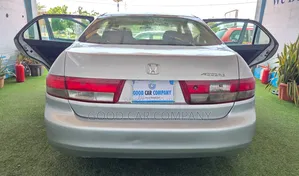 Honda Accord 2004 Silver