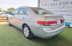 Honda Accord 2004 Silver