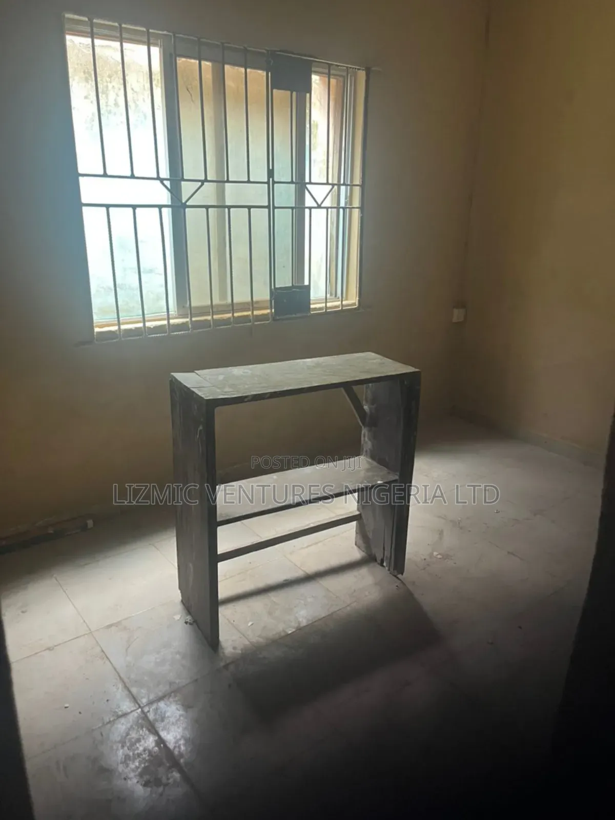 2bdrm Apartment in Isuti Rd, Igando / Ikotun/Igando for rent
