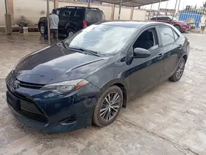 Toyota Corolla 2018 Black