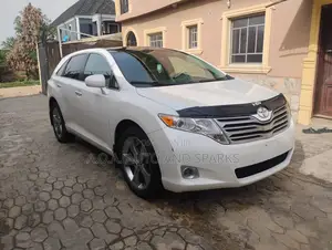 Toyota Venza 2010 White