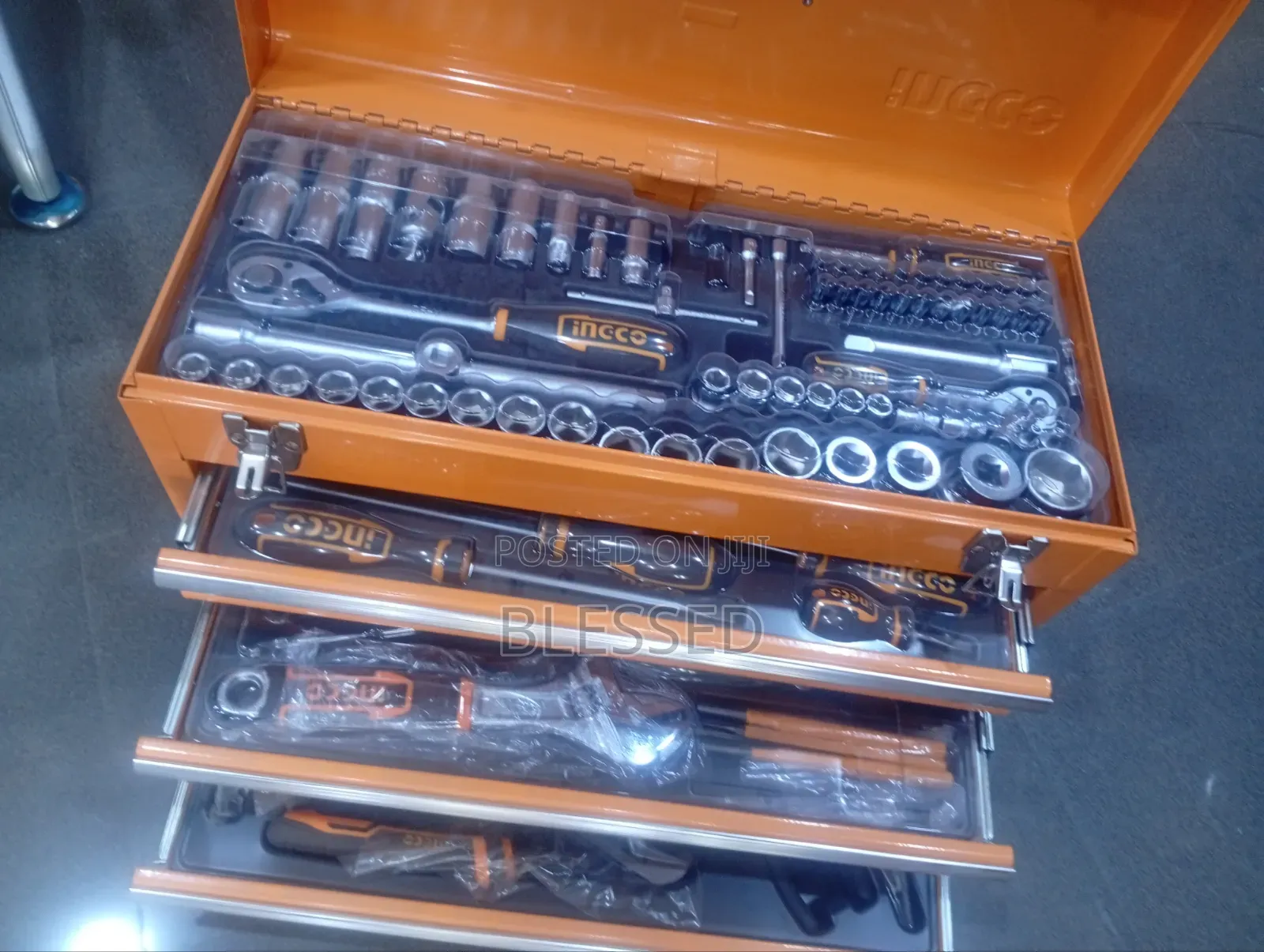 Ingco 132 Pcs Mechanical Tools Box