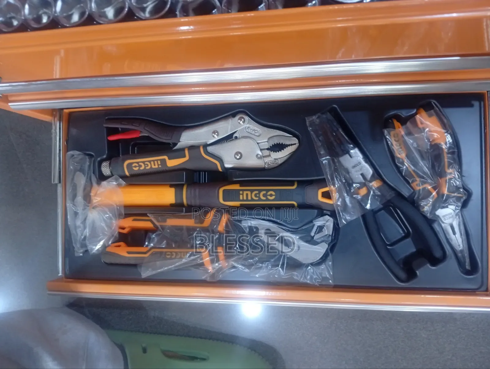 Ingco 132 Pcs Mechanical Tools Box