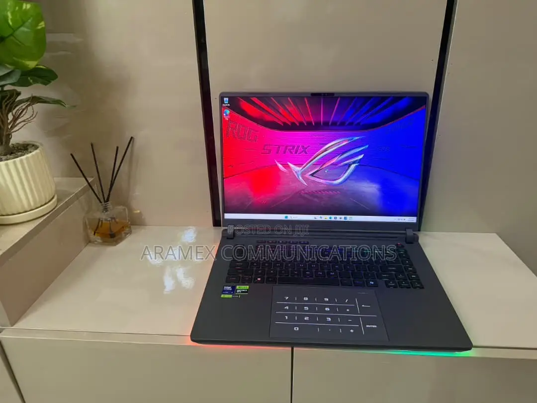 Laptop Asus ROG Strix G16 G614 32GB Intel Core Ultra 9 SSD 2T