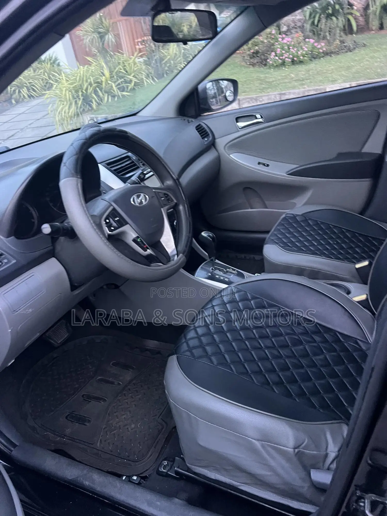 Hyundai Accent SE Automatic 2012 Black