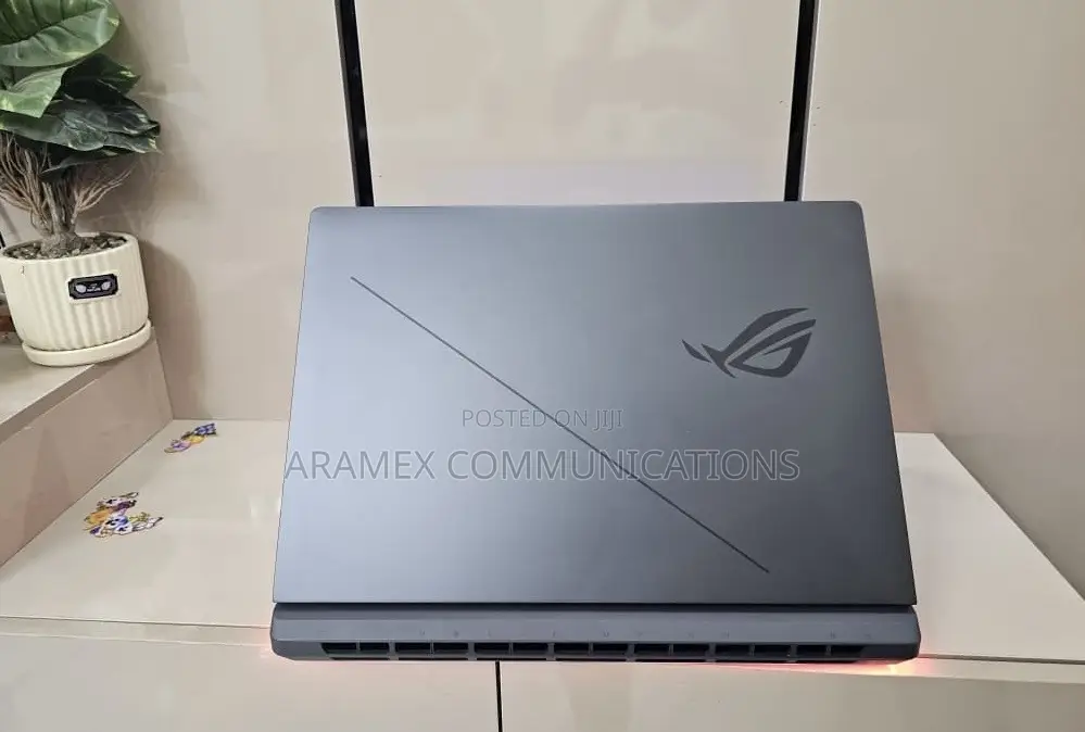 Laptop Asus ROG Strix G17 32GB Intel Core Ultra 9 SSD 2T