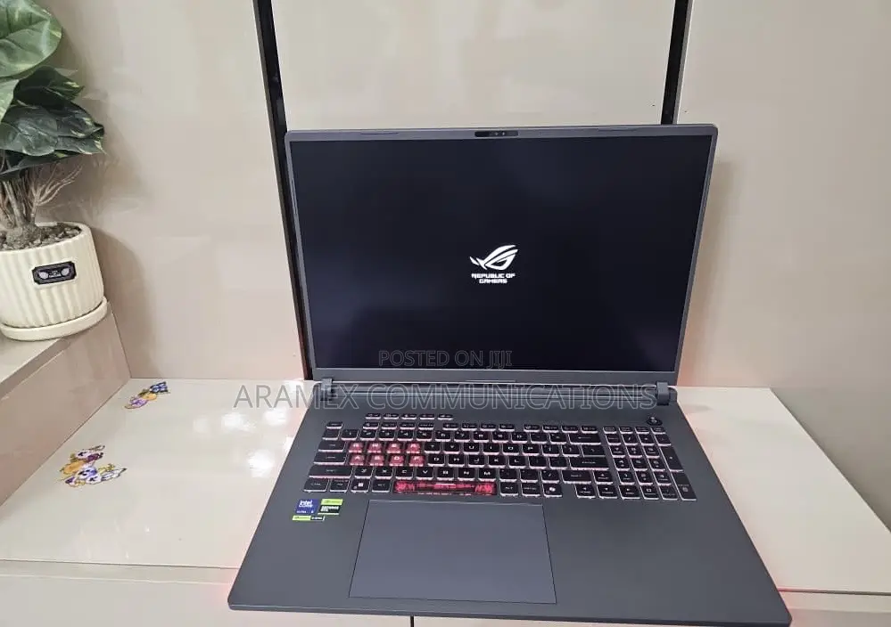 Laptop Asus ROG Strix G17 32GB Intel Core Ultra 9 SSD 2T