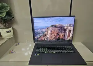 Laptop Asus ROG Strix G17 32GB Intel Core Ultra 9 SSD 2T