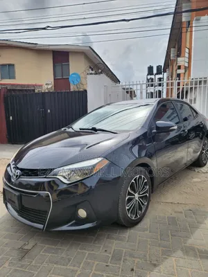 Toyota Corolla 2015 Black