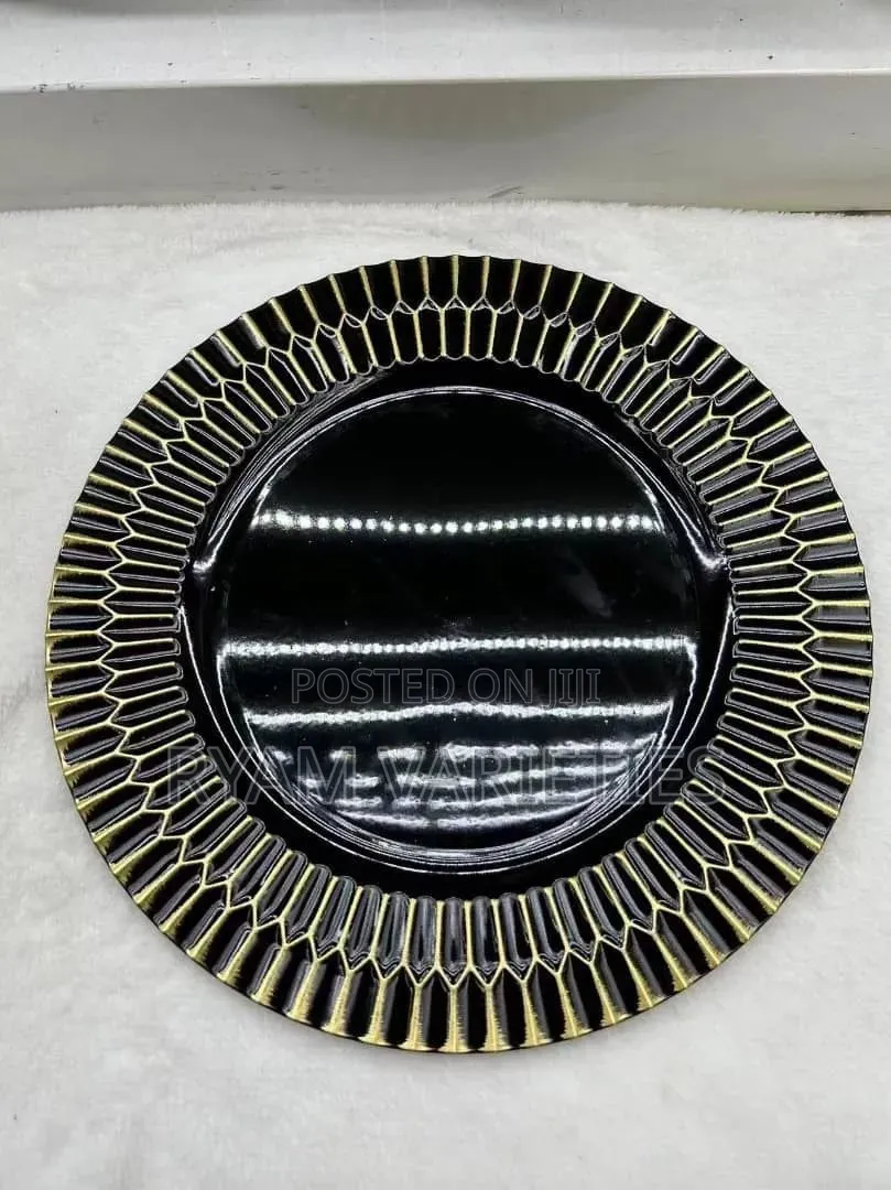Quality Black Charger Plate