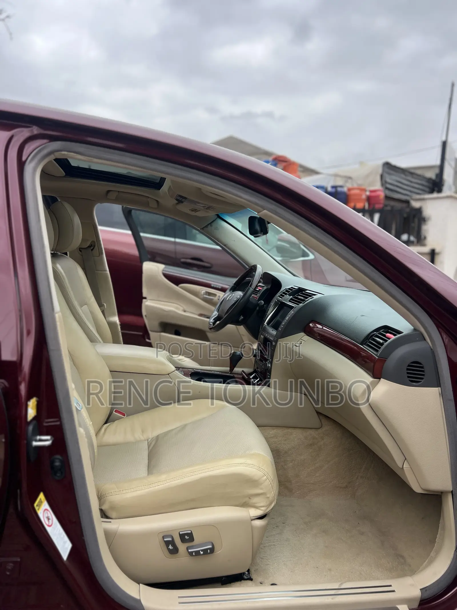 Lexus LS 2008 Maroon