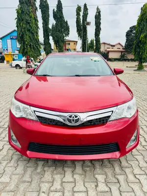Toyota Camry LE 4dr Sedan (2.5L 4cyl 6A) 2013 Red