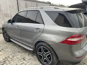 Mercedes-Benz M Class ML 350 4Matic 2012 Gray