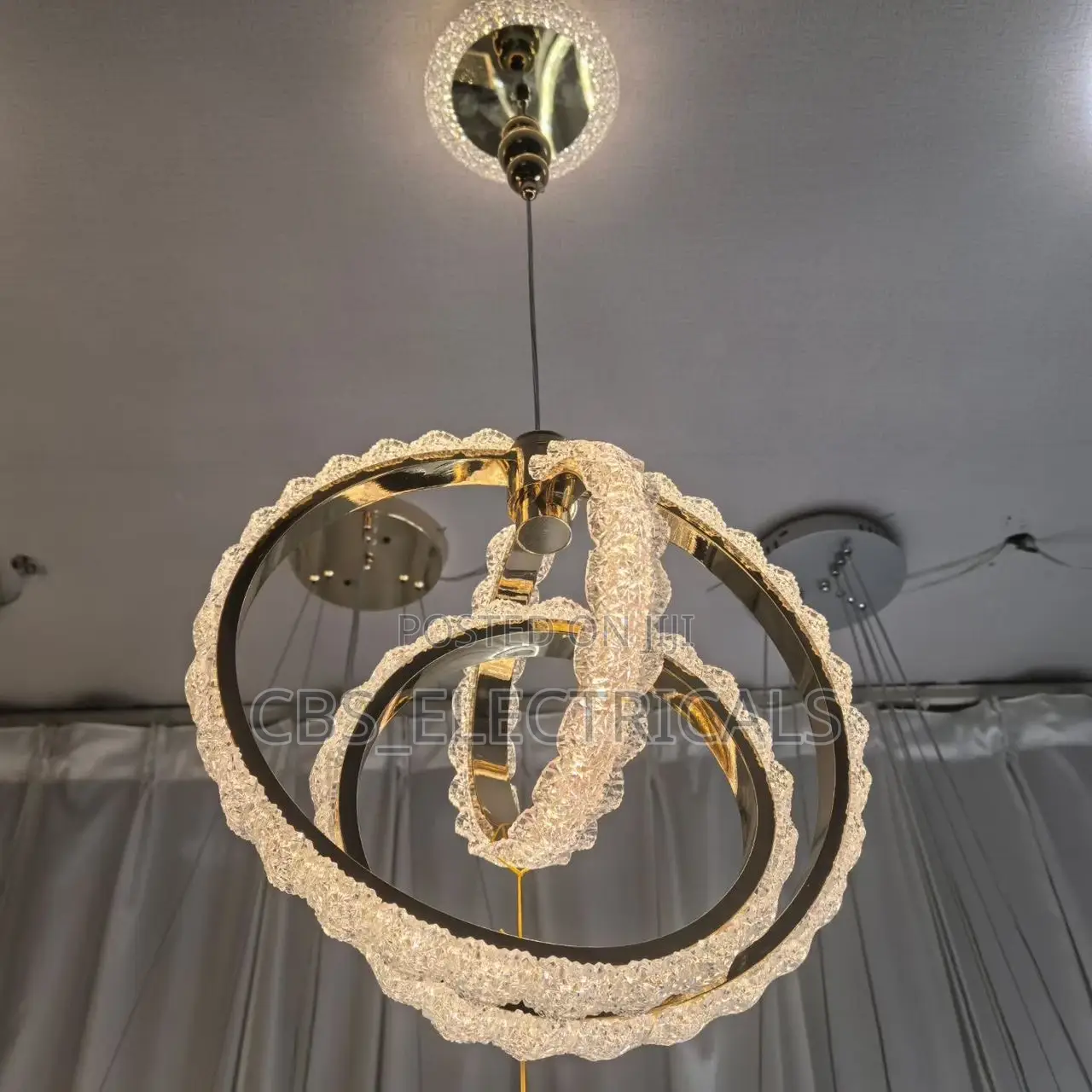 Luxury Modern Led Chandelier – Brand New