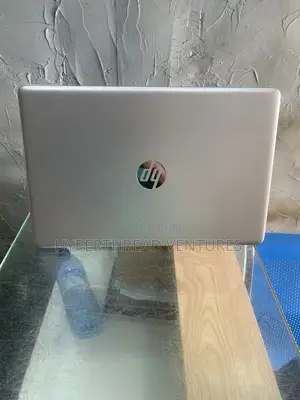 Laptop HP 15-fd1020ns 12GB Intel Core i3 SSD 1T