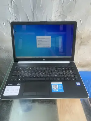 Laptop HP 15-fd1020ns 12GB Intel Core i3 SSD 1T