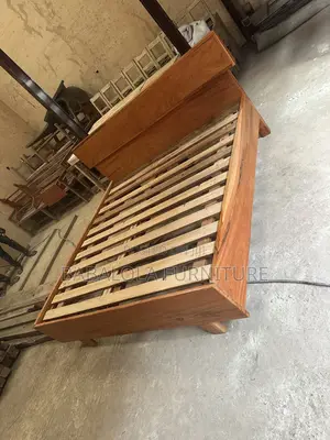 Wooden 5/6 Bedframe
