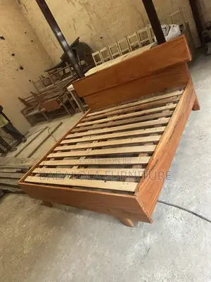 Wooden 5/6 Bedframe