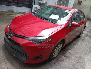 Toyota Corolla 2017 Red