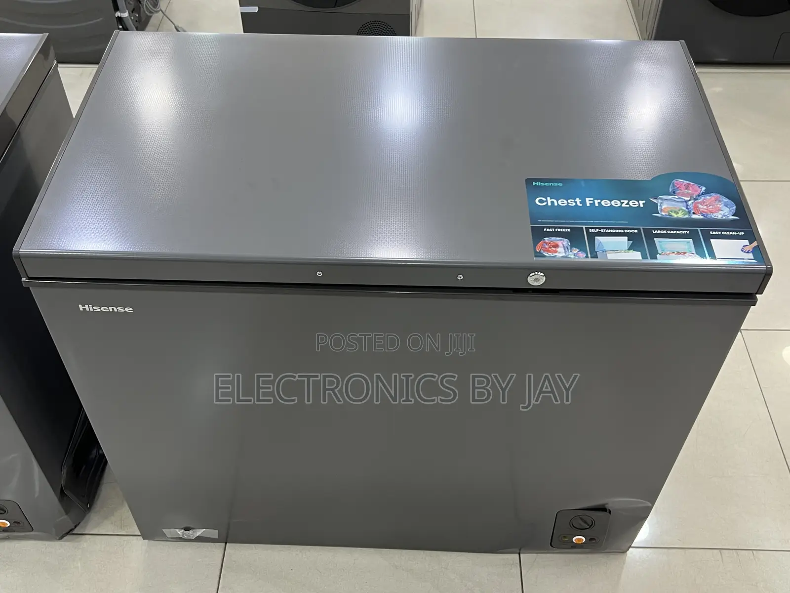 Hisense Freezer 340 (250)Liters