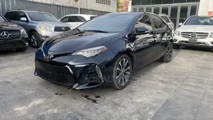 Toyota Corolla SE 4dr Sedan (1.8L 4cyl CVT) 2017 Gray