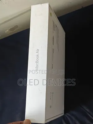 New Apple MacBook Air 2026 M5 13-inch 16GB Intel Core i5 SSD 512GB