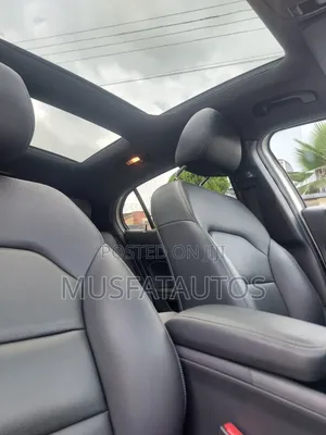 Mercedes-Benz GLA 250 2016 White