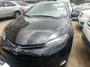 Toyota Corolla 2019 Black