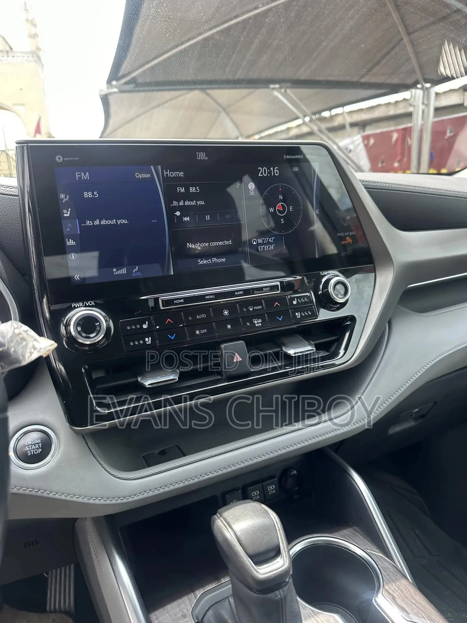 Toyota Highlander Limited 2021 Silver