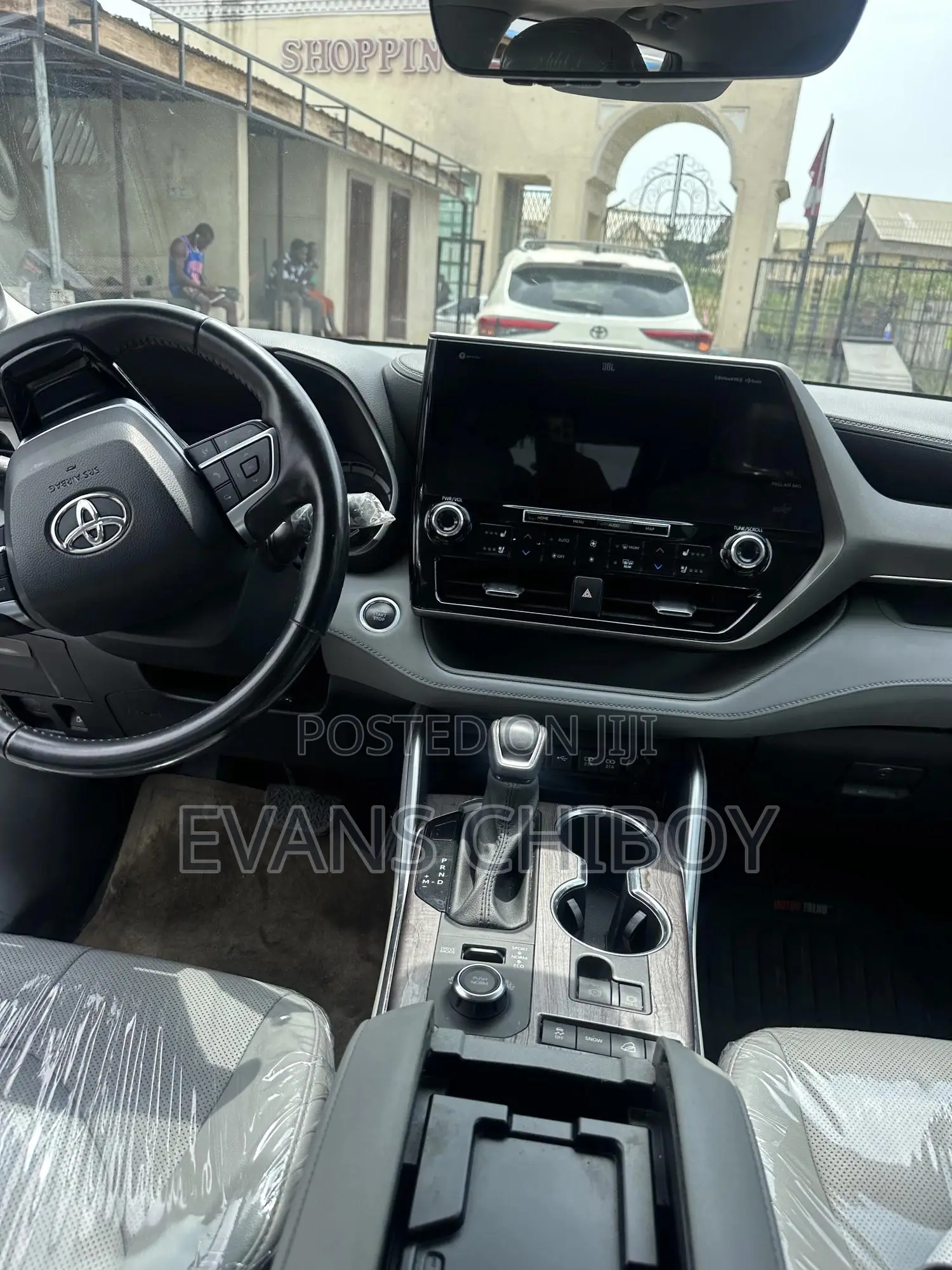 Toyota Highlander Limited 2021 Silver