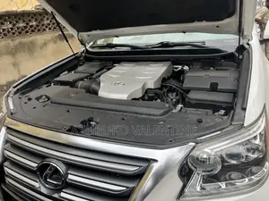 Lexus GX 460 Base 2015 White