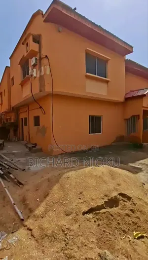 3bdrm Block of Flats in Ago Palace for sale