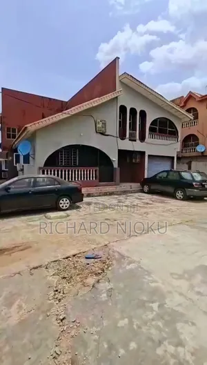3bdrm Block of Flats in Ago Palace for sale